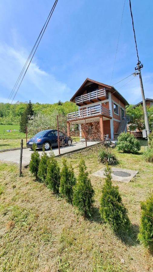 Apartman Cherry Gradac วาลเยโว ภายนอก รูปภาพ